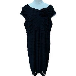 London Times Black Layed Ruffle Dress Flowy Polyester Boat Neck 22W